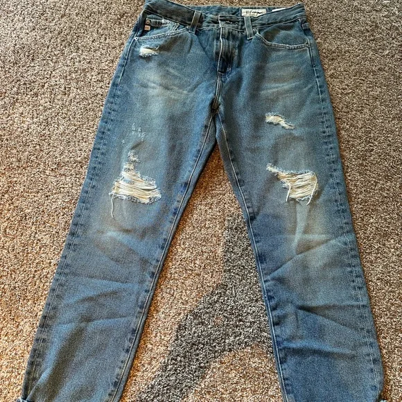 AG ex boyfriend jeans NWOT